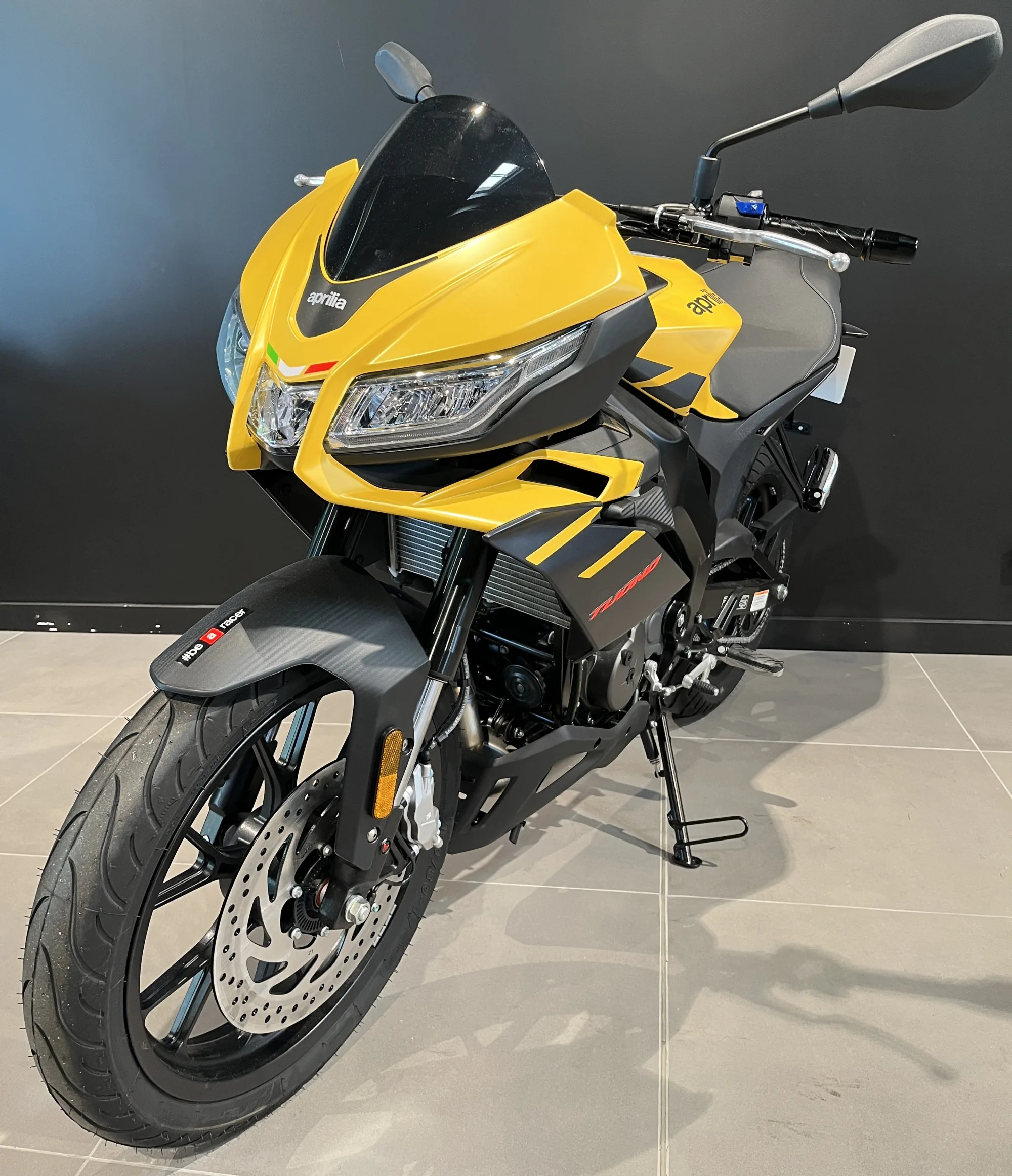 Aprilia Tuono 125 ABS