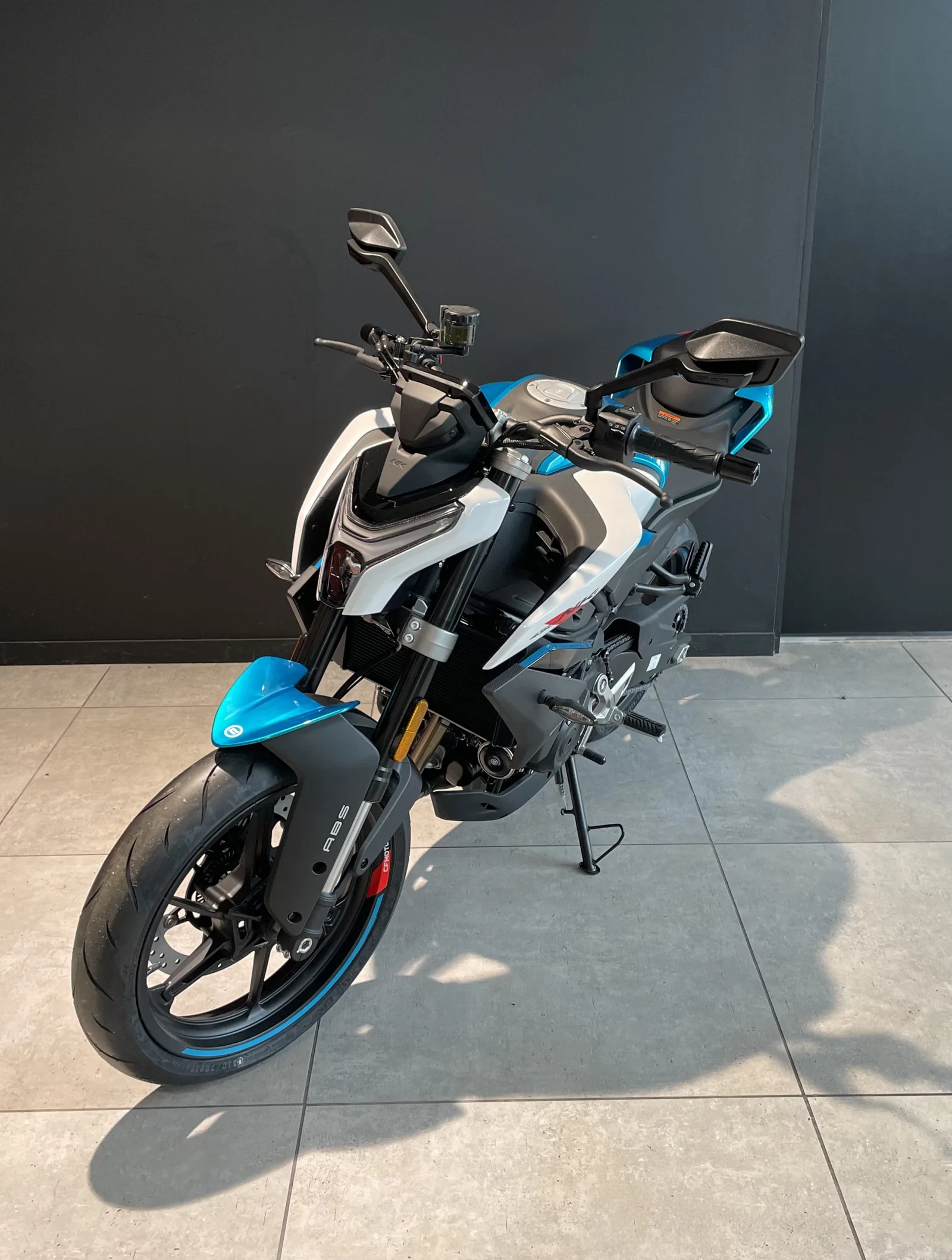 CFMOTO 450 NK Destockage E5