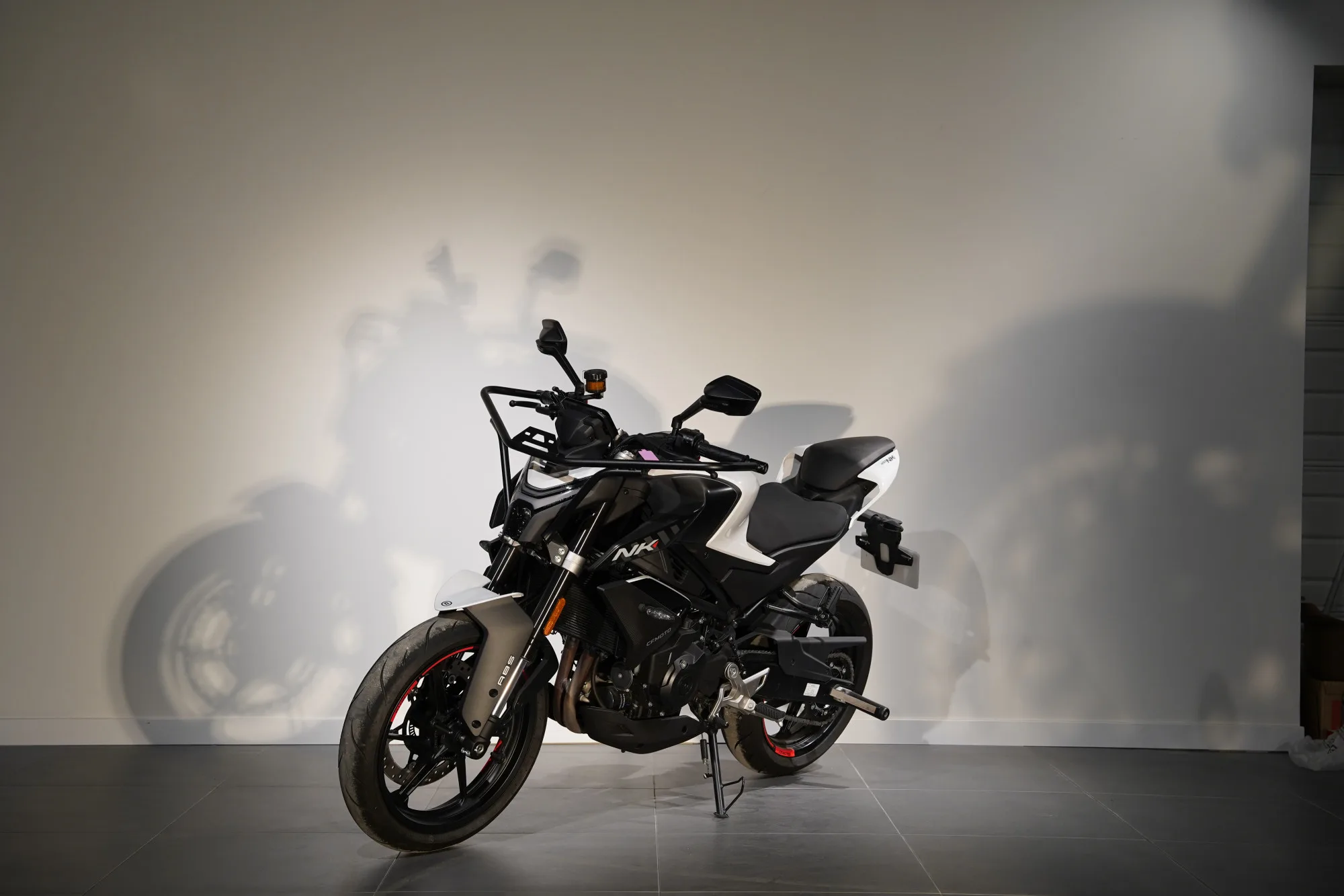 CFMOTO 450 NK