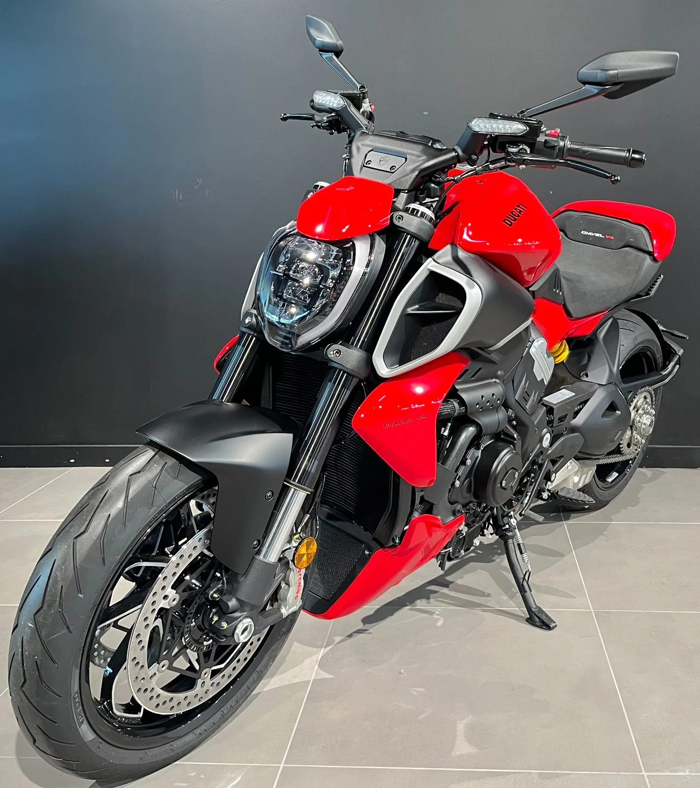 Ducati Diavel V4 Rouge