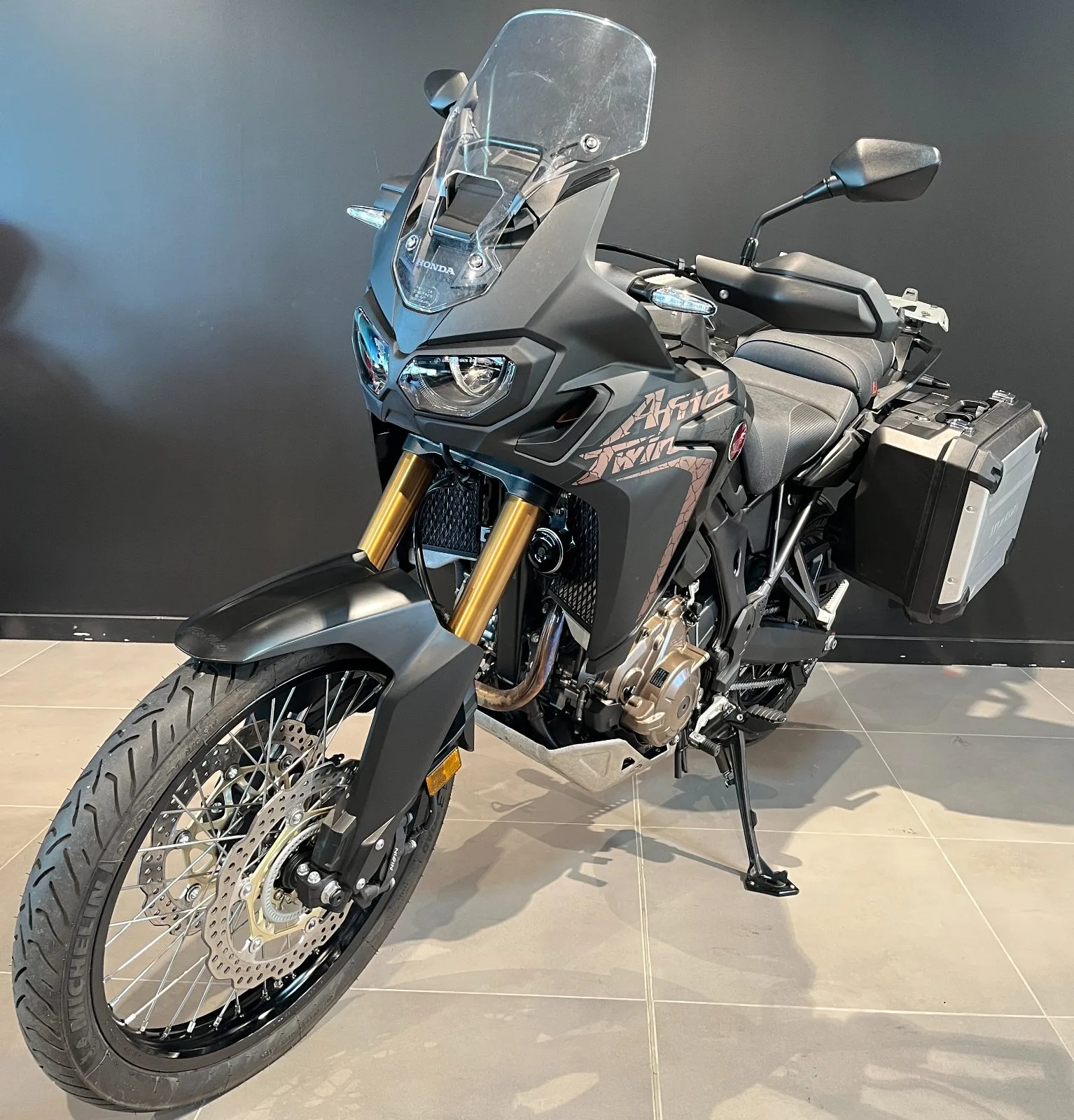 Honda Africa Twin Crf 1000D
