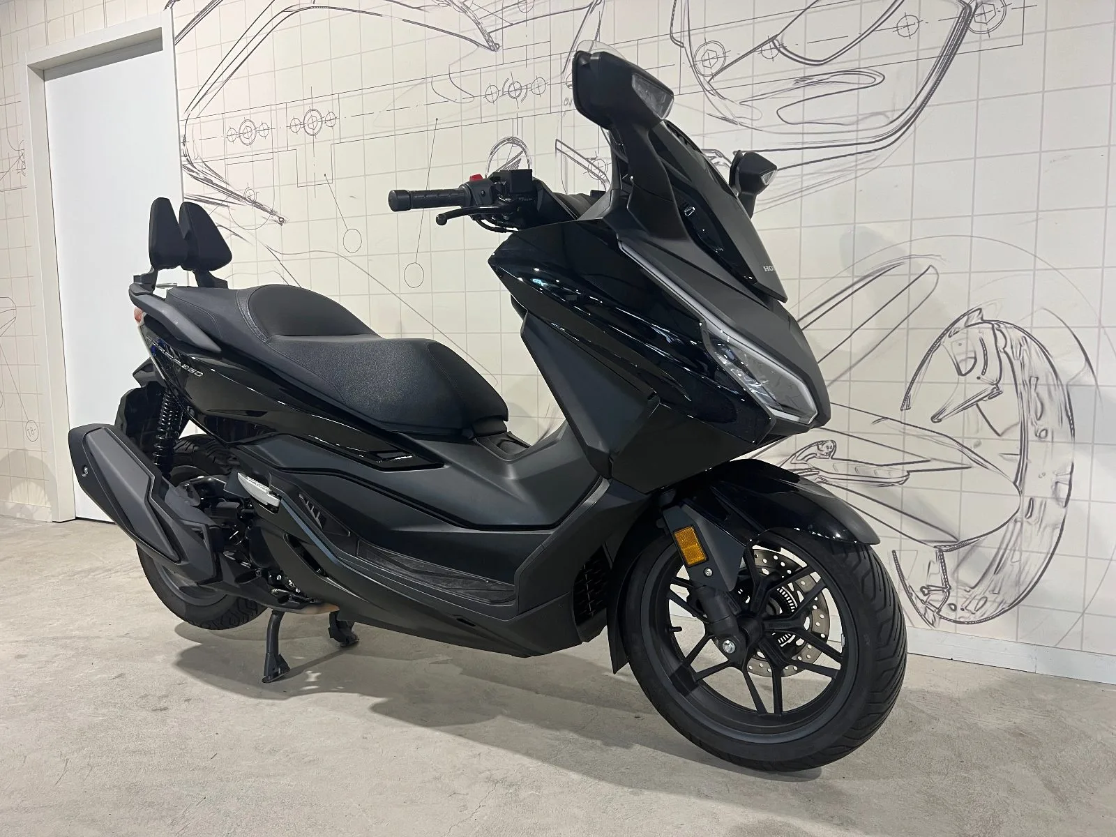 Honda Forza 350