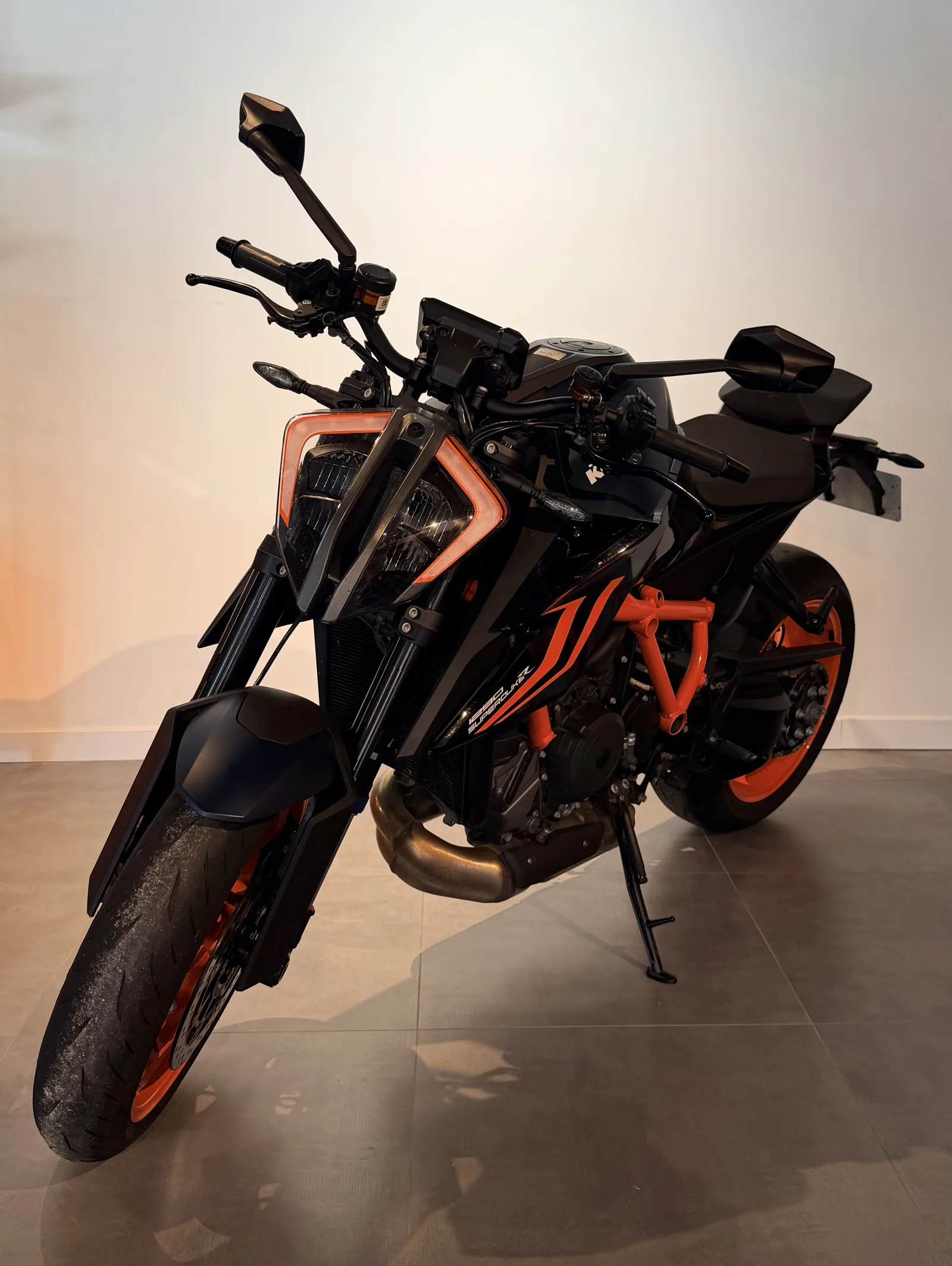 KTM 1290 Super Duke R EVO