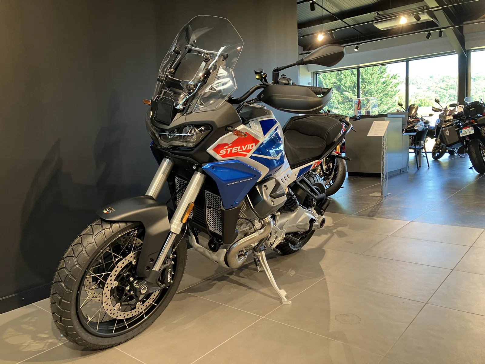 Moto Guzzi Stelvio Duecento Tributo PFF Rider Assistance Solution